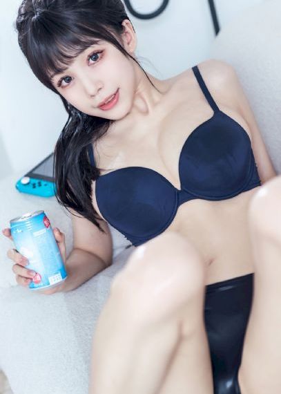 《职场妻子的出轨》妻子秘书_4K高清迅雷在线观看